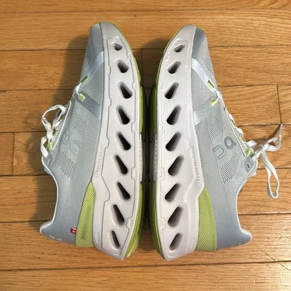 On CloudEclipse White/Green Women’s 9 - Picture 3 of 5